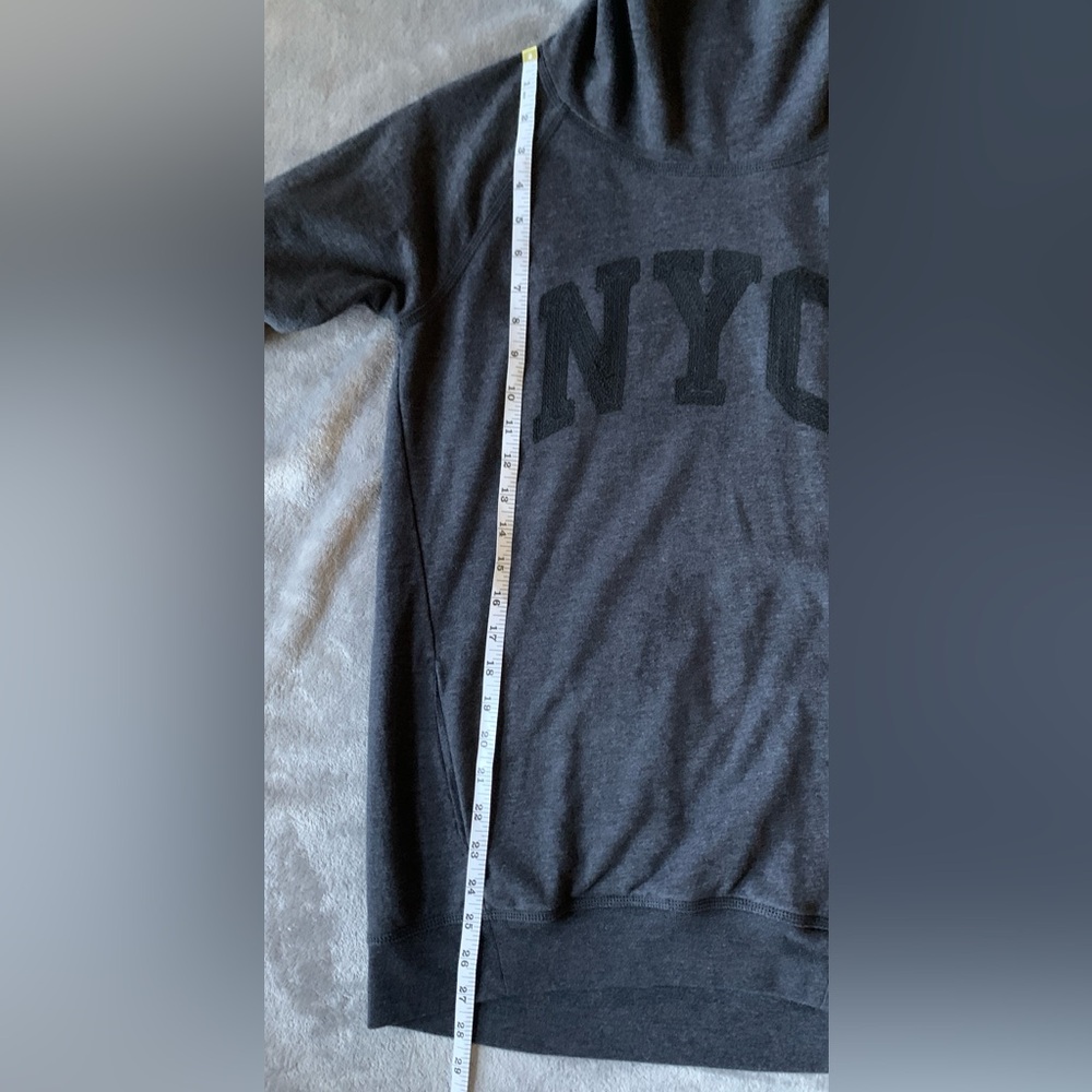 GAP Black NYC Graphic Cowl Neck - Picture 6 of 9